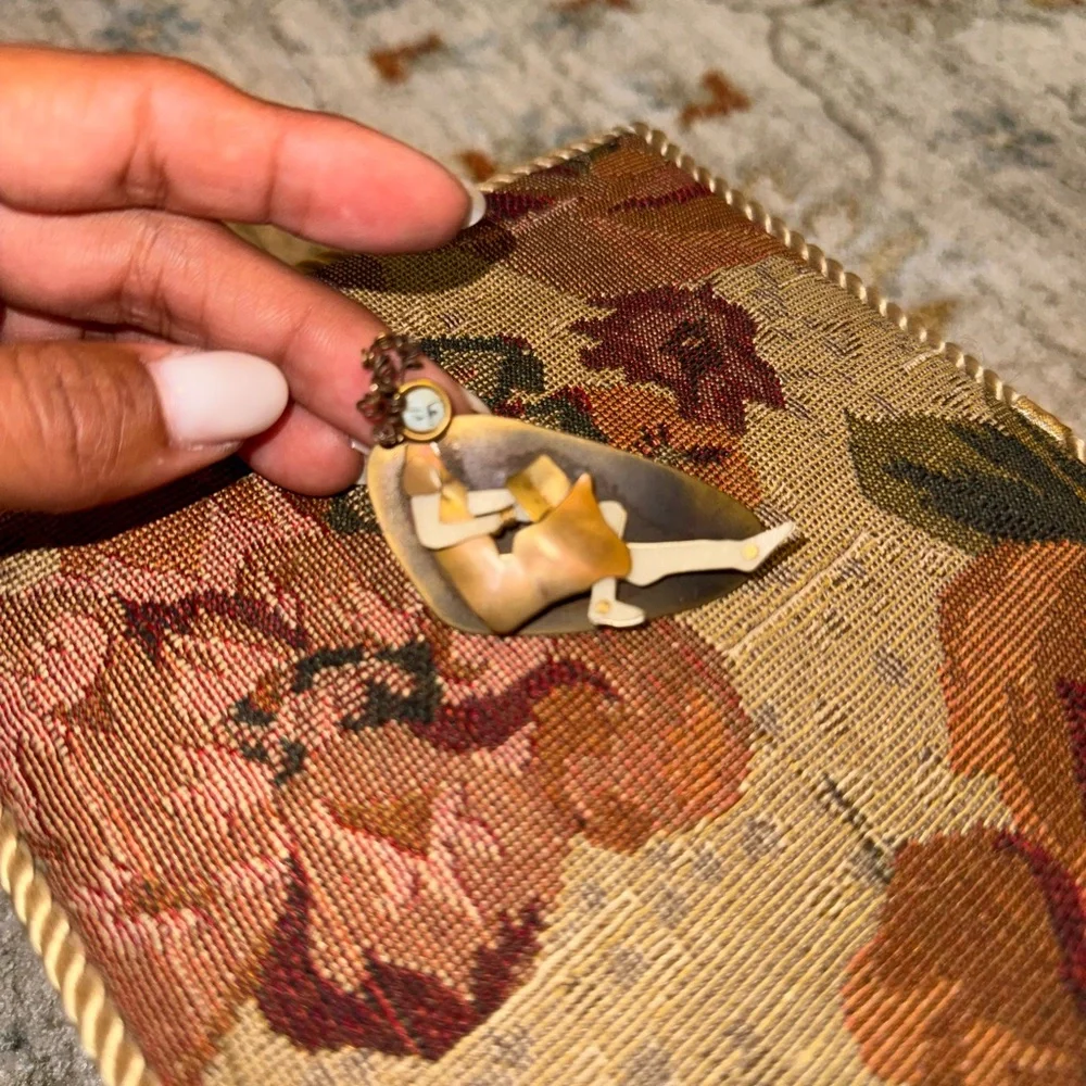 Vtg Women with a Book Pin